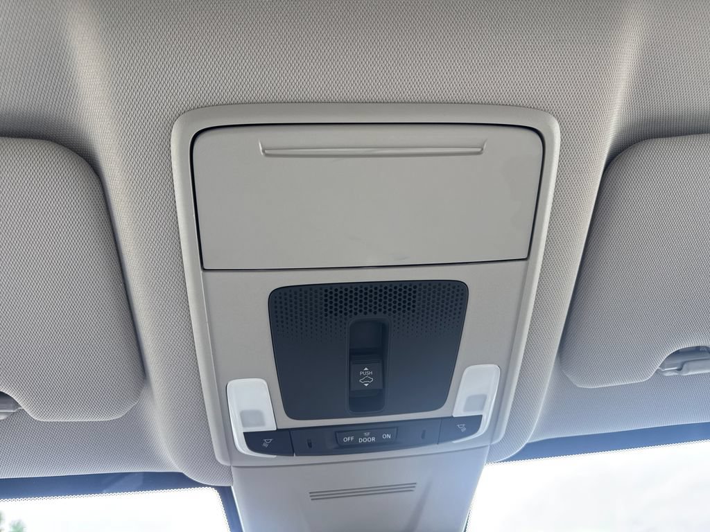 Used 2024 Honda CR-V EX-L image 28