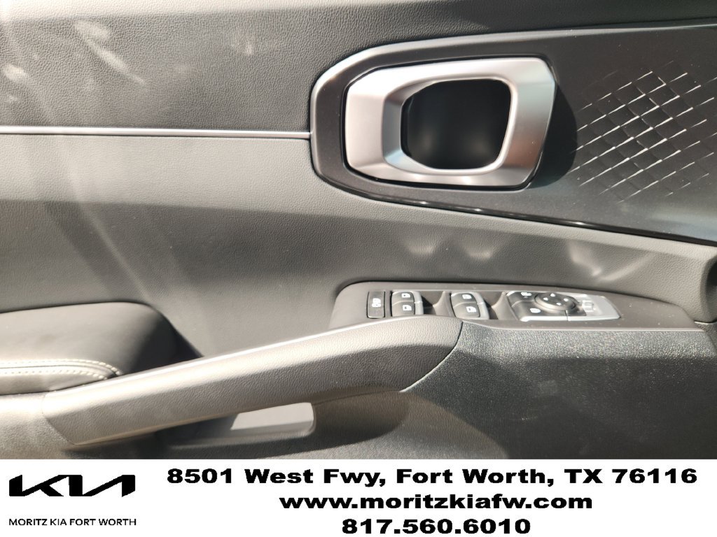 Certified 2025 Kia Sorento EX FWD image 26