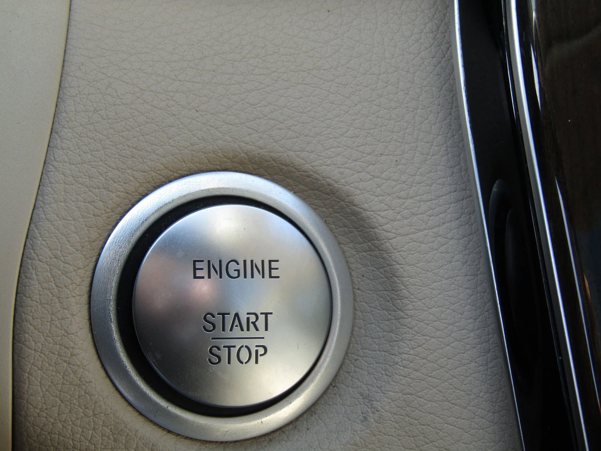 Used 2017 Mercedes-Benz C 300 4MATIC Sedan image 27