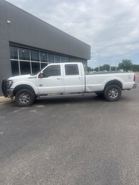 Used 2016 Ford F250 Lariat w/ Lariat Ultimate Package AWD/4WD image 2