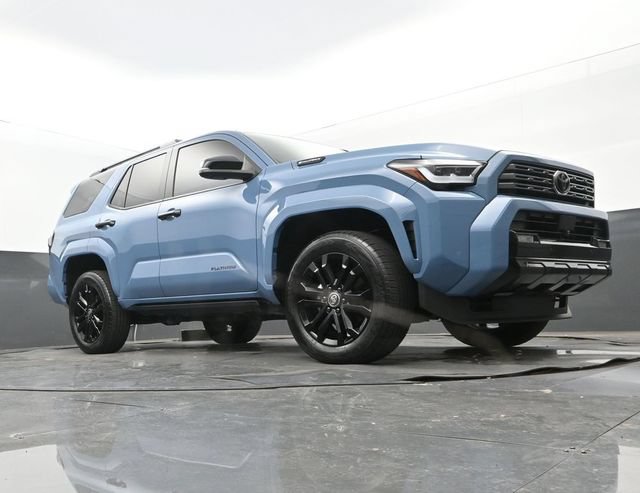 Used 2025 Toyota 4Runner Platinum AWD/4WD image 24