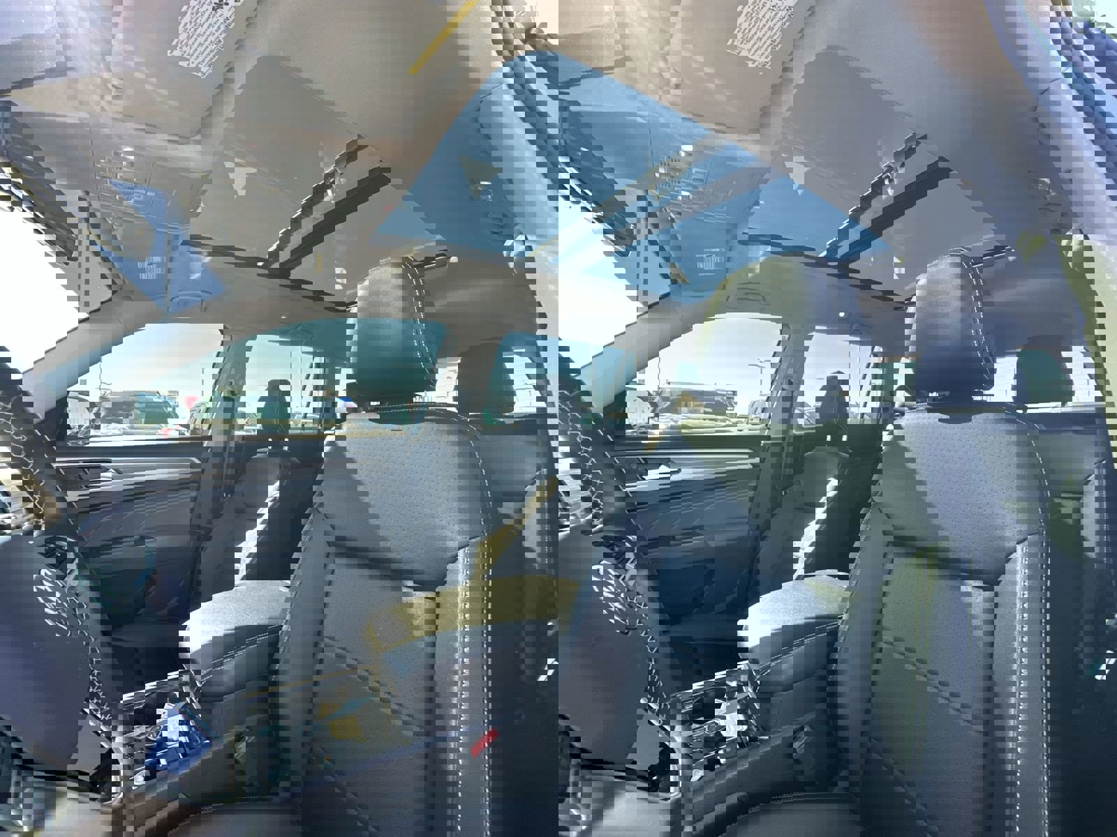 Used 2022 Volkswagen Atlas SEL image 19