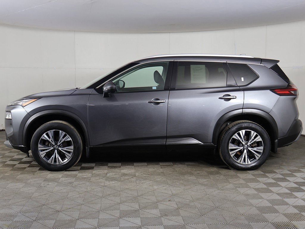 Used 2021 Nissan Rogue SV w/ Premium Package image 17