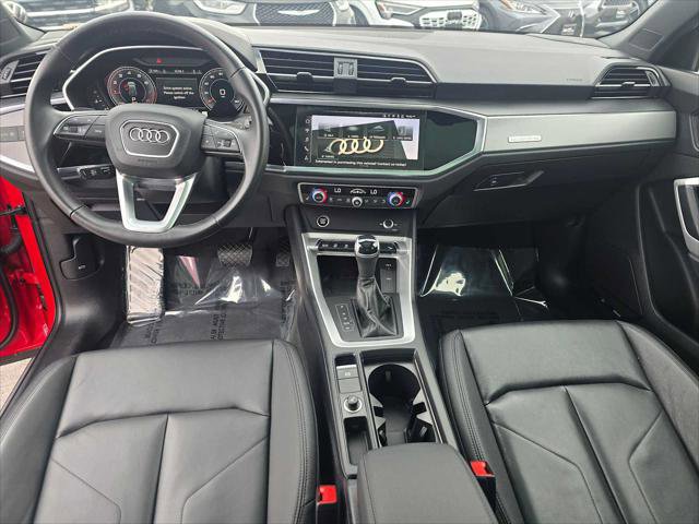Used 2024 Audi Q3 2.0T Premium Plus AWD/4WD image 21