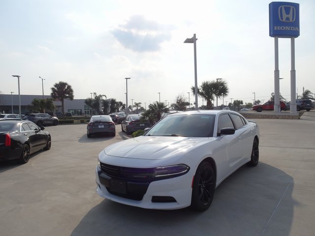 Used 2018 Dodge Charger SXT w/ Blacktop Package