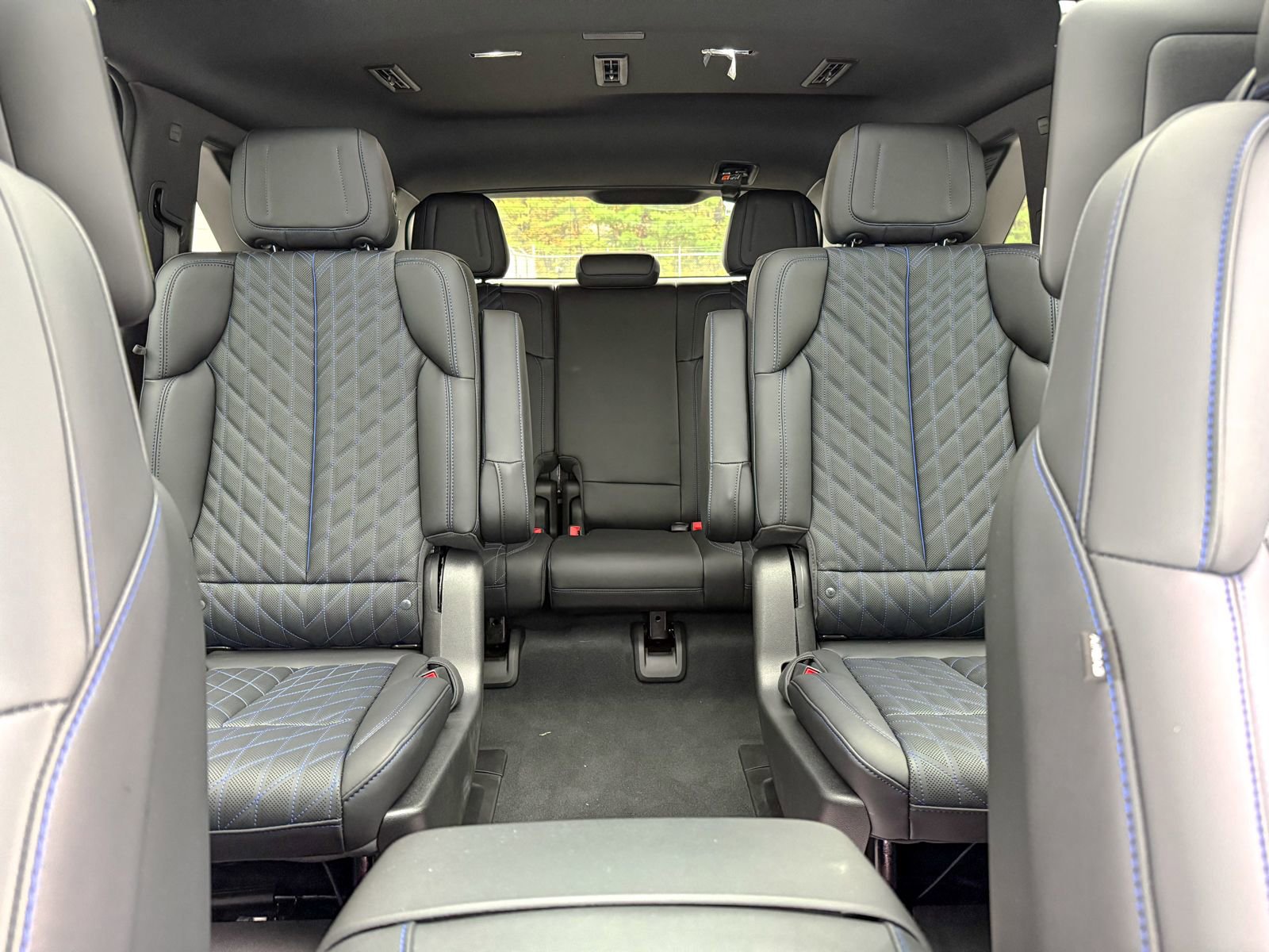 New 2025 Cadillac Escalade IQ Sport 1 w/ Smart Trailering package image 9