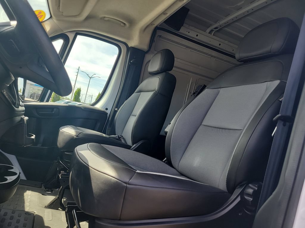 Used 2025 RAM ProMaster 2500 w/ Convenience Group FWD image 21