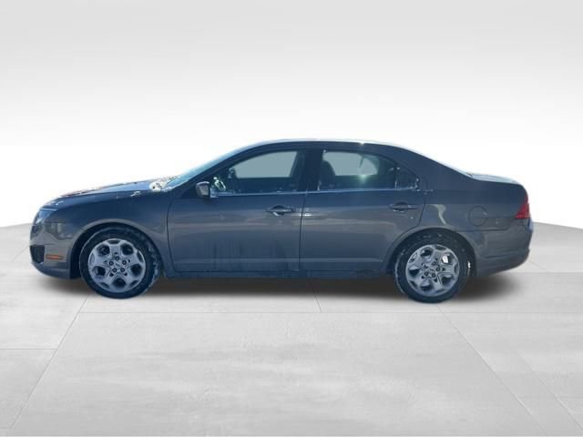 Used 2010 Ford Fusion SE image 4