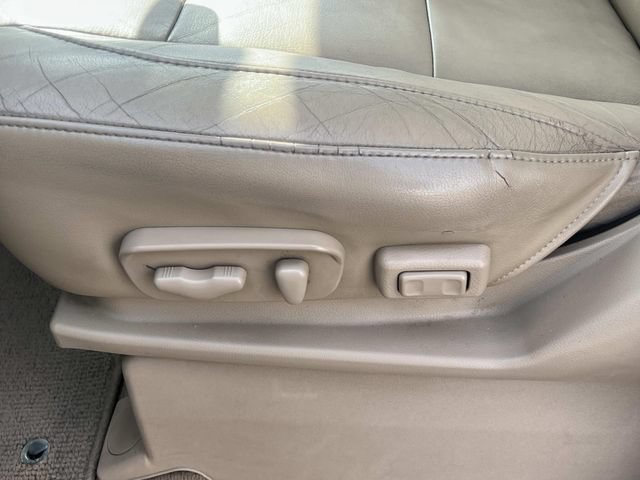 Used 2015 Nissan Armada Platinum w/ 2nd Row Captain Seat Package AWD/4WD image 50