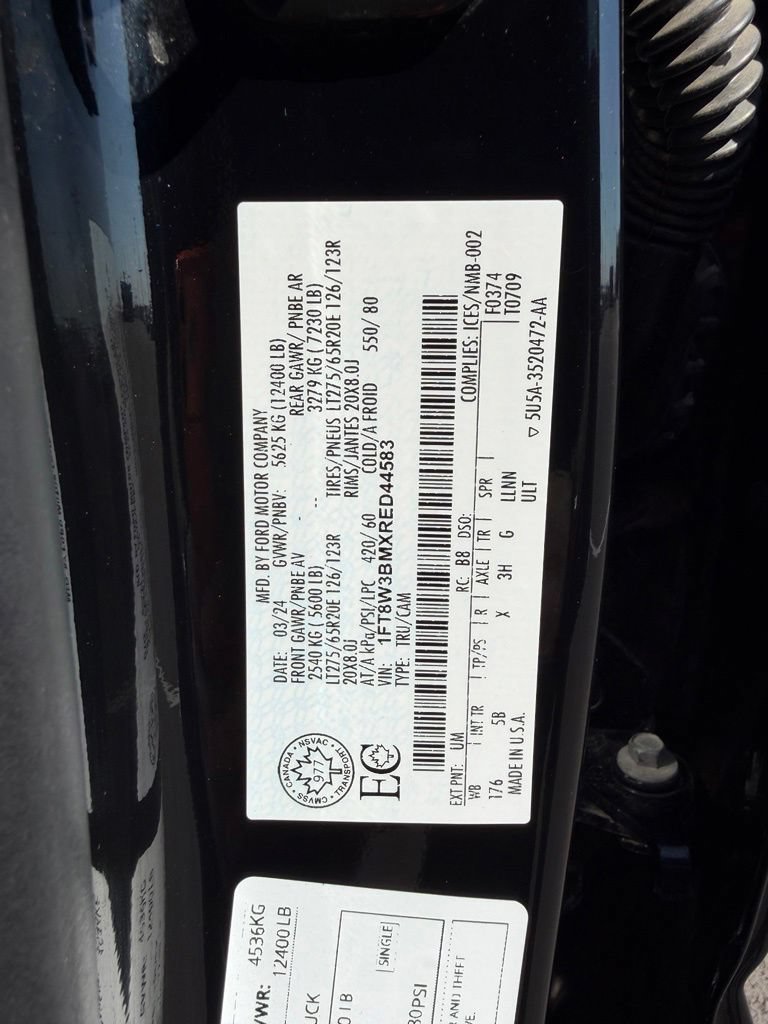 Used 2024 Ford F350 Lariat w/ Lariat Ultimate Package AWD/4WD image 19