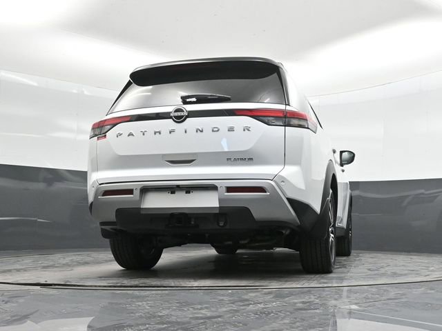 Used 2025 Nissan Pathfinder Platinum image 43