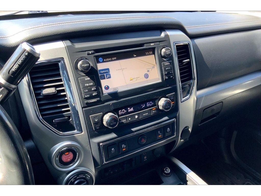 Used 2018 Nissan Titan PRO-4X w/ Pro-4x Convenience Package AWD/4WD image 7