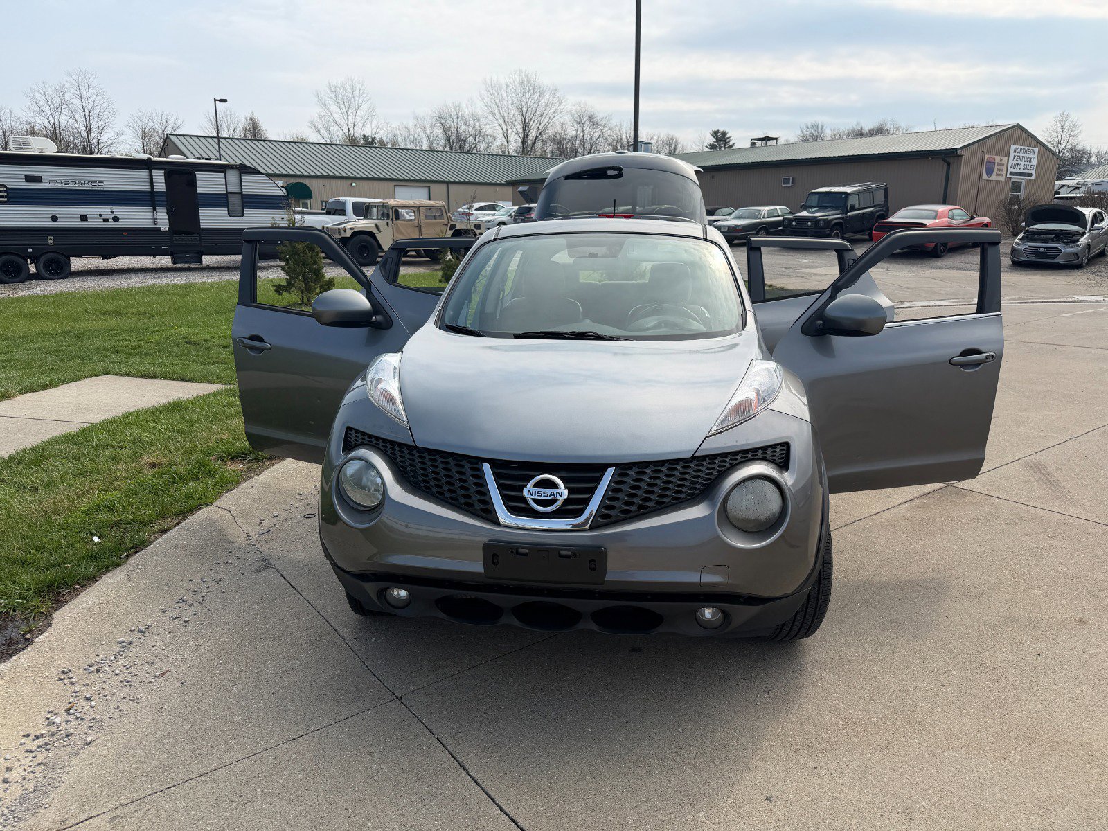 Used 2014 Nissan Juke SL image 7