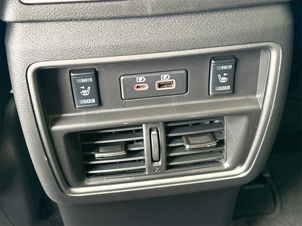 Used 2024 Nissan Murano SL w/ Cargo Package image 26