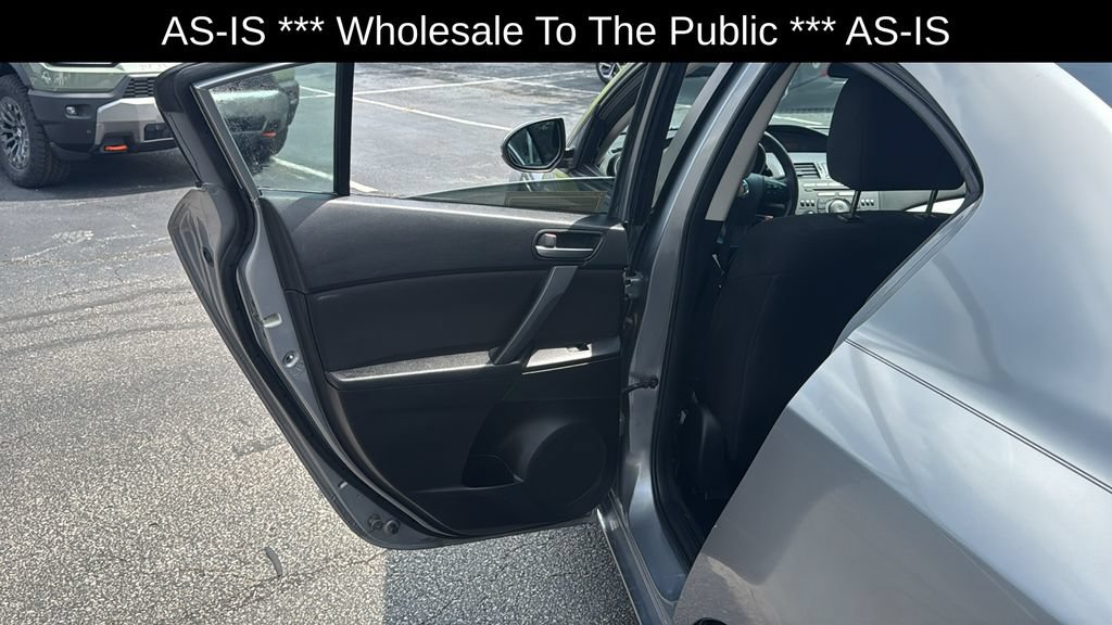 Used 2011 MAZDA MAZDA3 i Touring FWD image 27