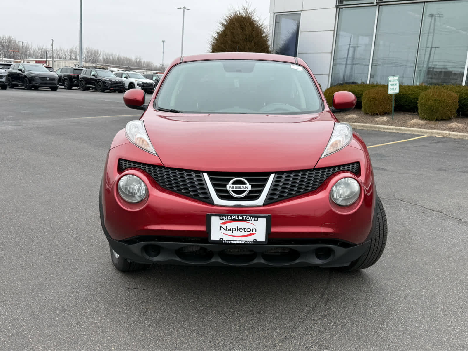 Used 2013 Nissan Juke SV image 2