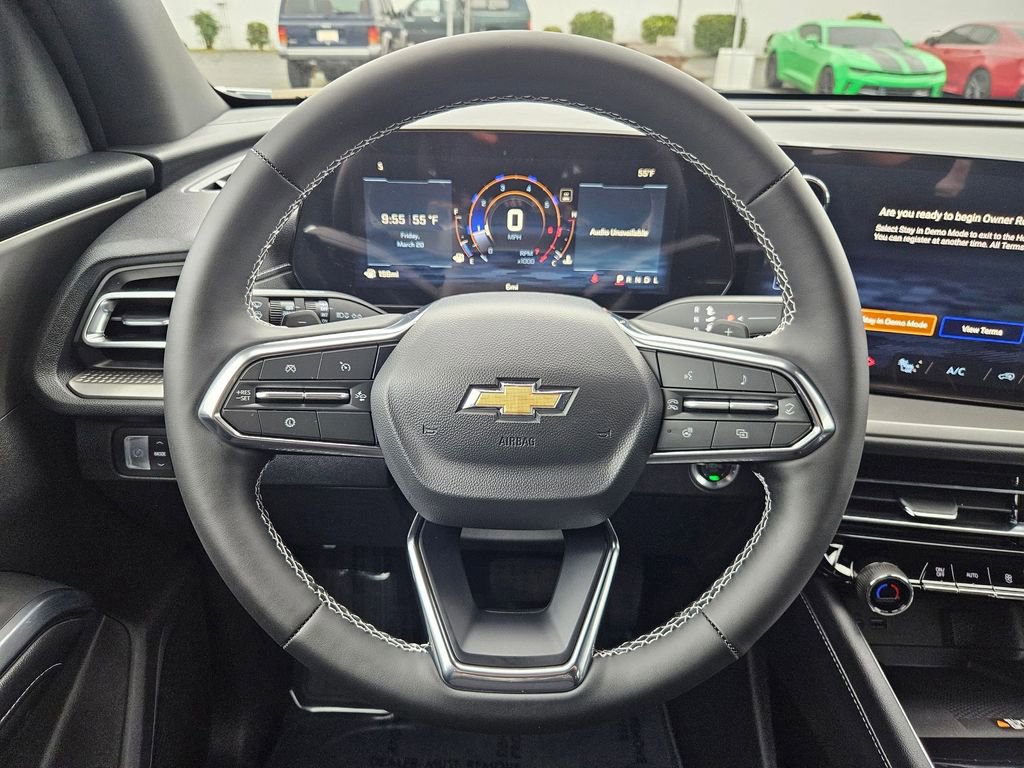 New 2026 Chevrolet Traverse LT image 14