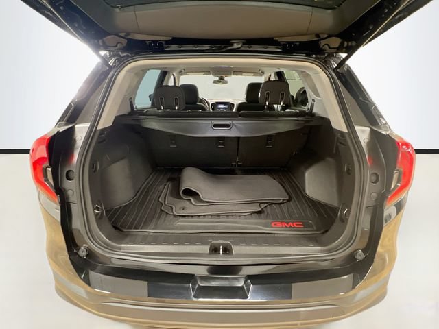 Used 2020 GMC Terrain SLE FWD image 25