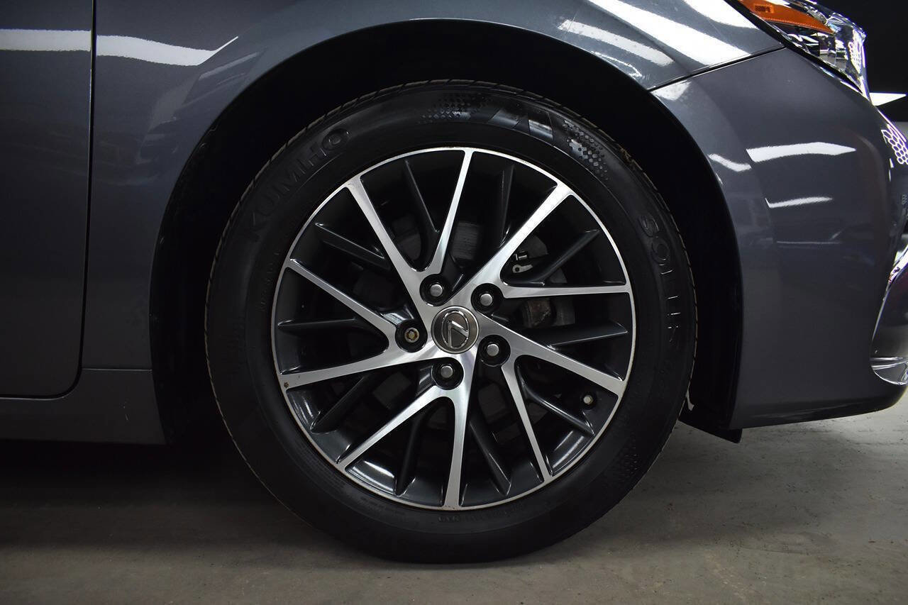 Used 2018 Lexus ES 350 w/ Luxury Package w/Wood Trim image 9