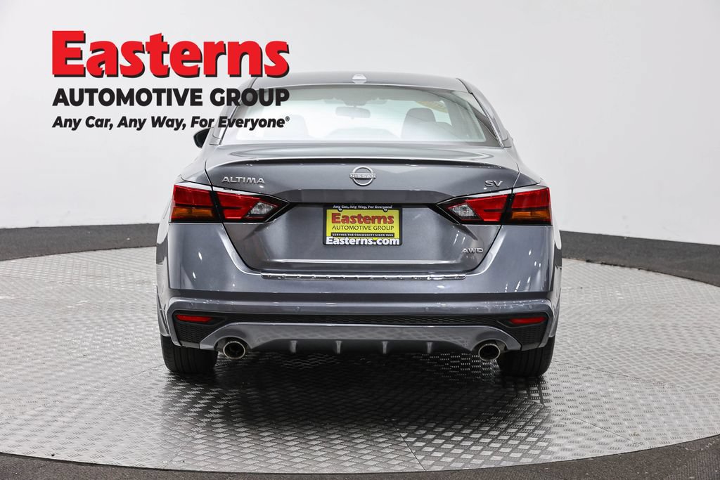 Used 2023 Nissan Altima 2.5 SV w/ SV Premium Package AWD/4WD image 6