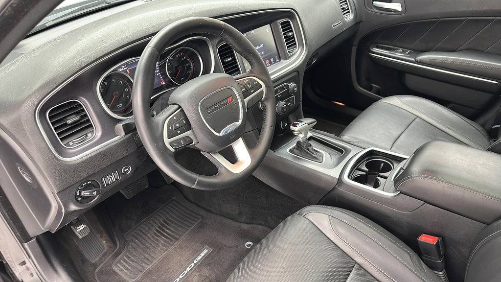 Used 2015 Dodge Charger SXT w/ AWD Plus Group image 14