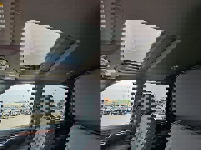 New 2025 GMC Sierra 2500 Denali w/ Denali Reserve Package image 27