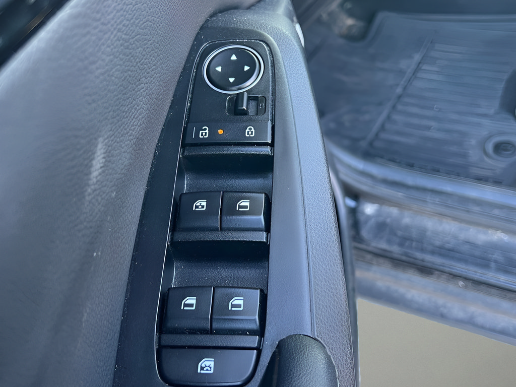 Used 2024 Kia Seltos SX w/ SX Sunroof Package AWD/4WD image 14