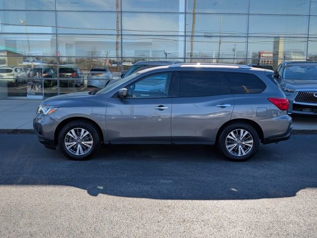 Used 2019 Nissan Pathfinder SL image 3