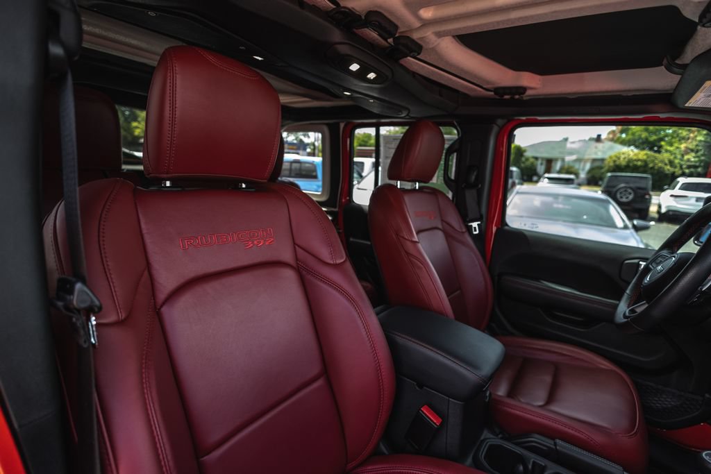Used 2024 Jeep Wrangler Unlimited Rubicon 392 AWD/4WD image 30