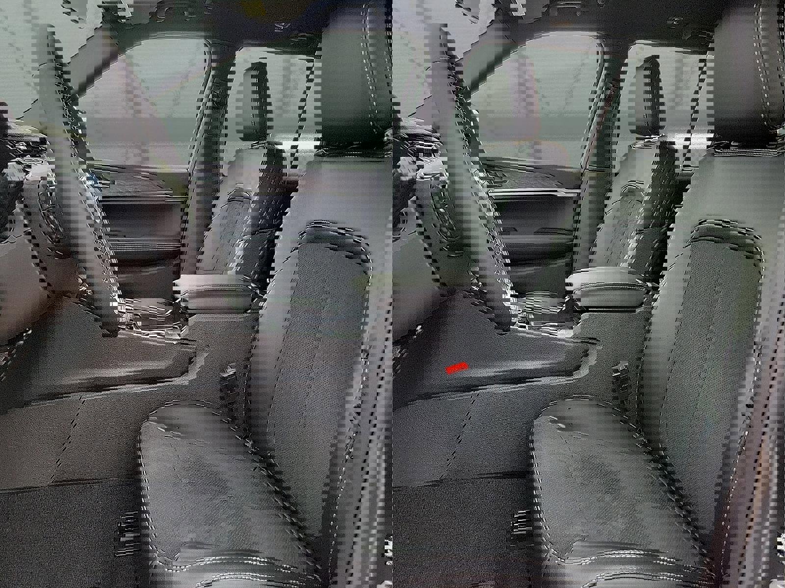 New 2026 Jeep Grand Cherokee Altitude image 11