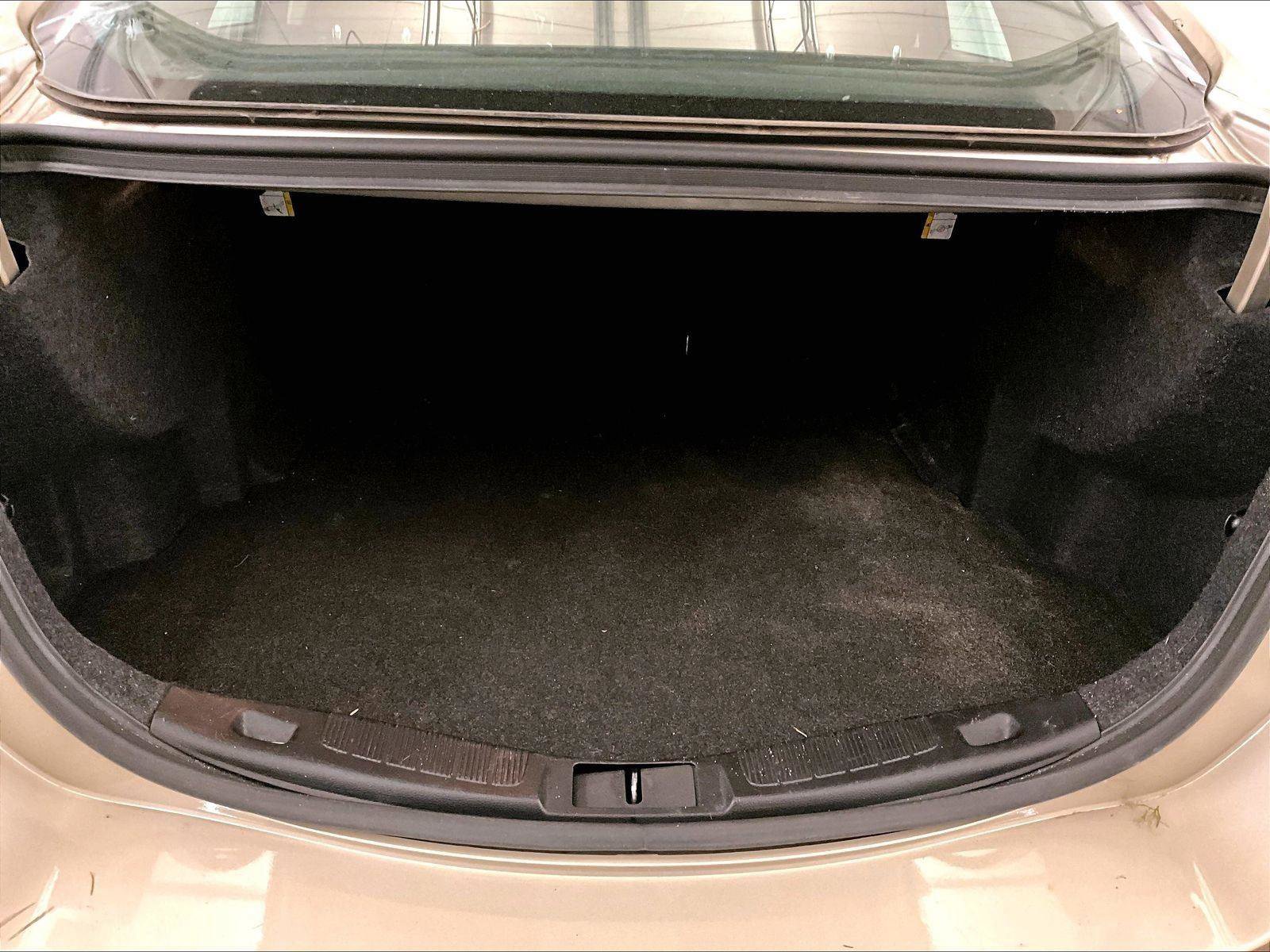 Used 2018 Ford Fusion SE w/ Fusion SE Technology Package image 33