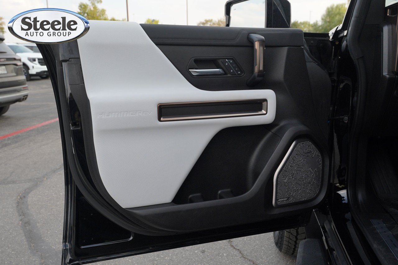 Used 2024 GMC Hummer EV 2X AWD/4WD image 19