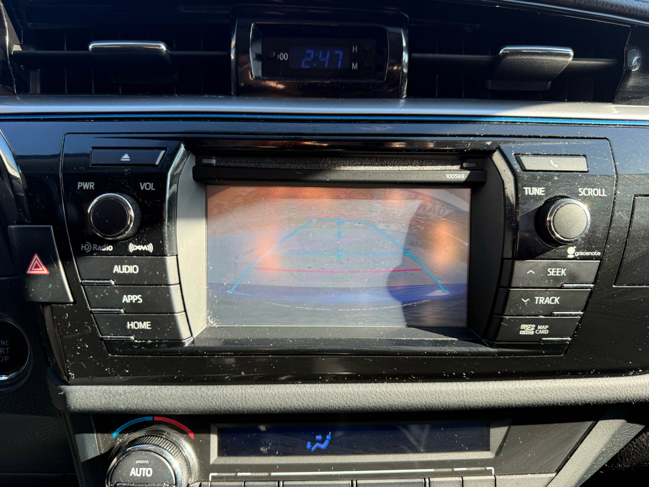 Used 2016 Toyota Corolla S Premium image 11