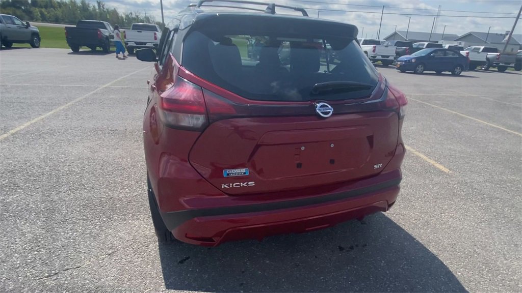 Used 2021 Nissan Kicks SR image 7