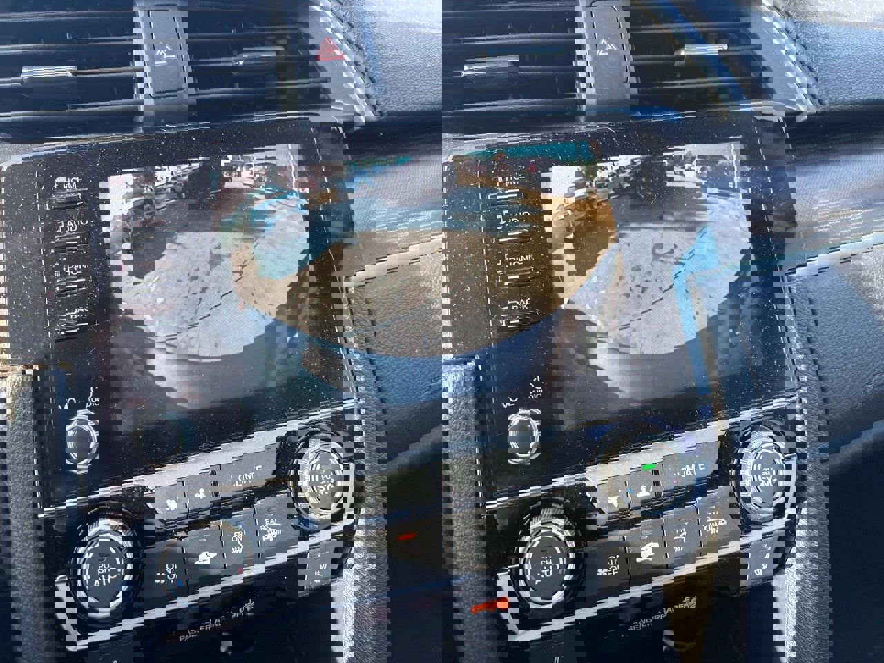 Used 2019 Honda Civic EX-L image 19