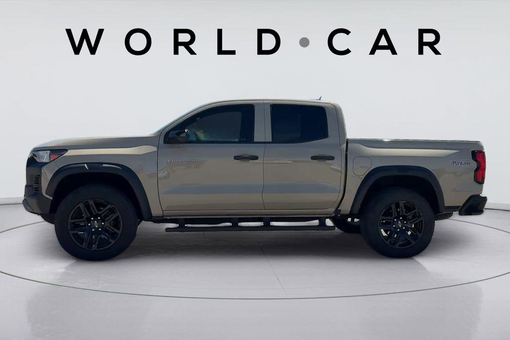 Used 2023 Chevrolet Colorado Trail Boss w/ Technology Package AWD/4WD image 7