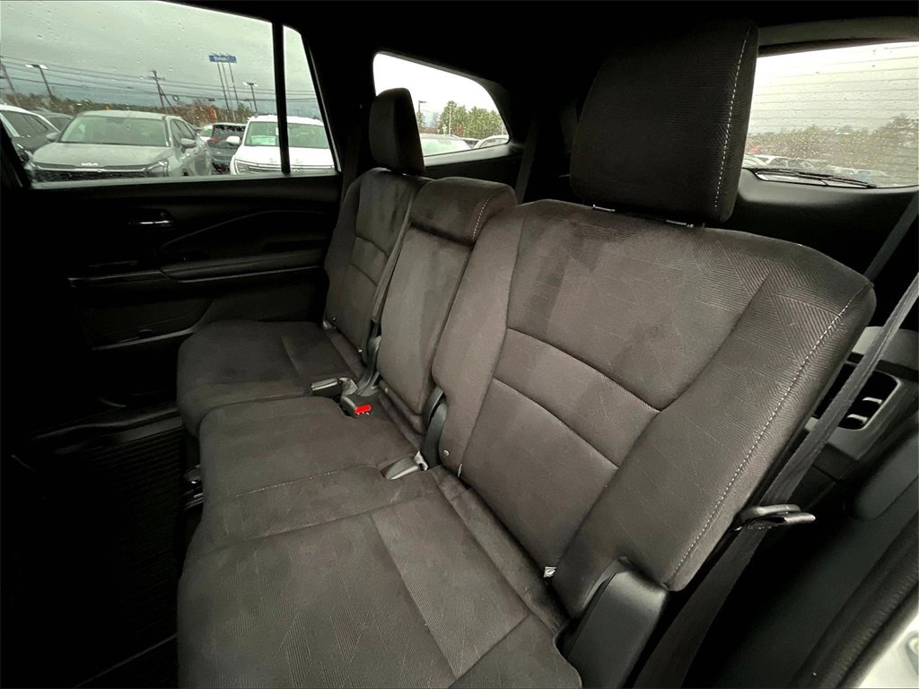 Used 2022 Honda Pilot Sport image 14