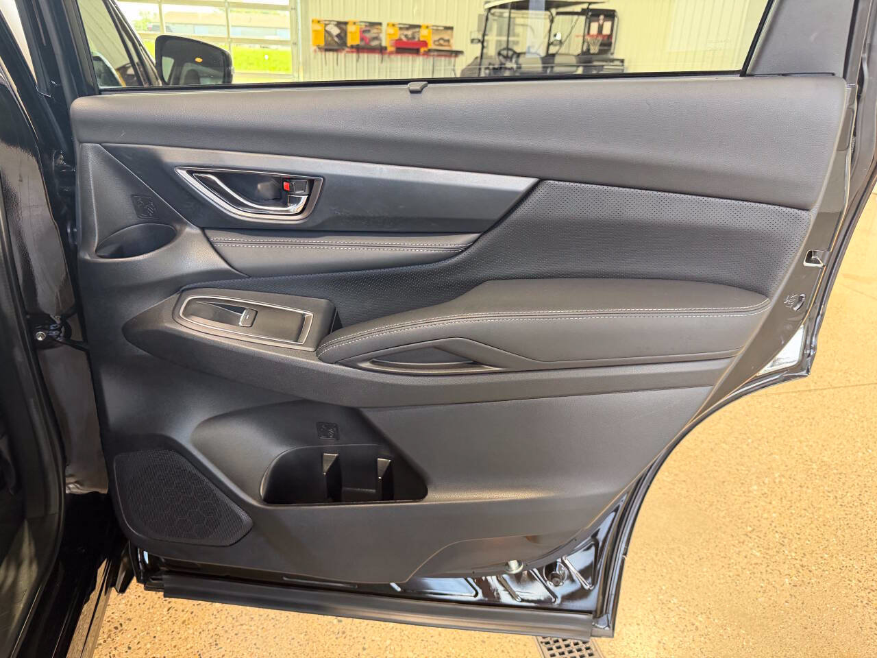 Used 2023 Subaru Ascent Limited AWD/4WD image 35