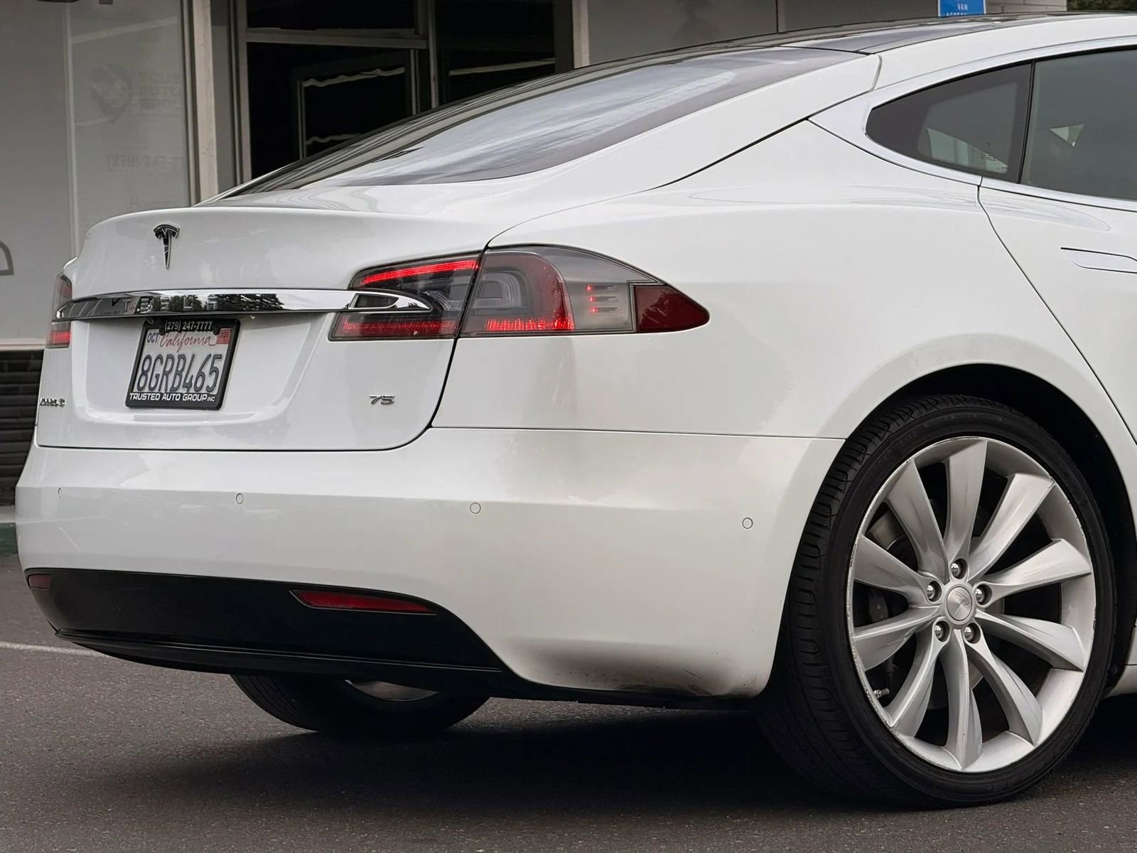 Used 2016 Tesla Model S 75 RWD image 9