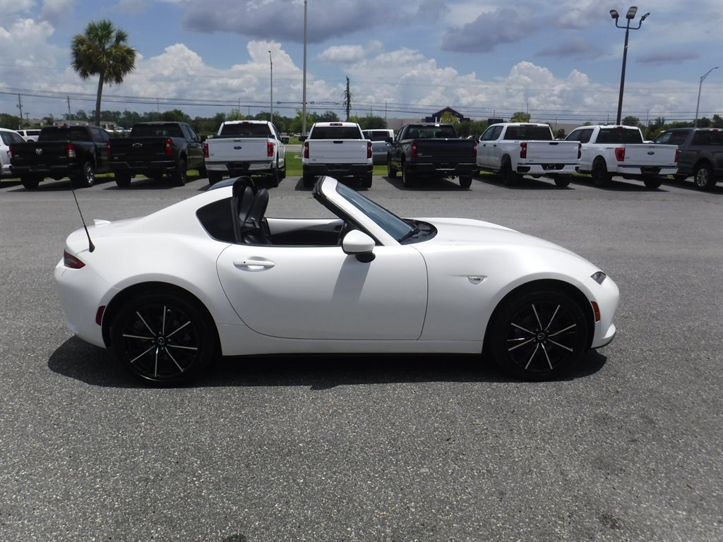 Used 2024 MAZDA MX-5 Miata RF Grand Touring RWD image 4
