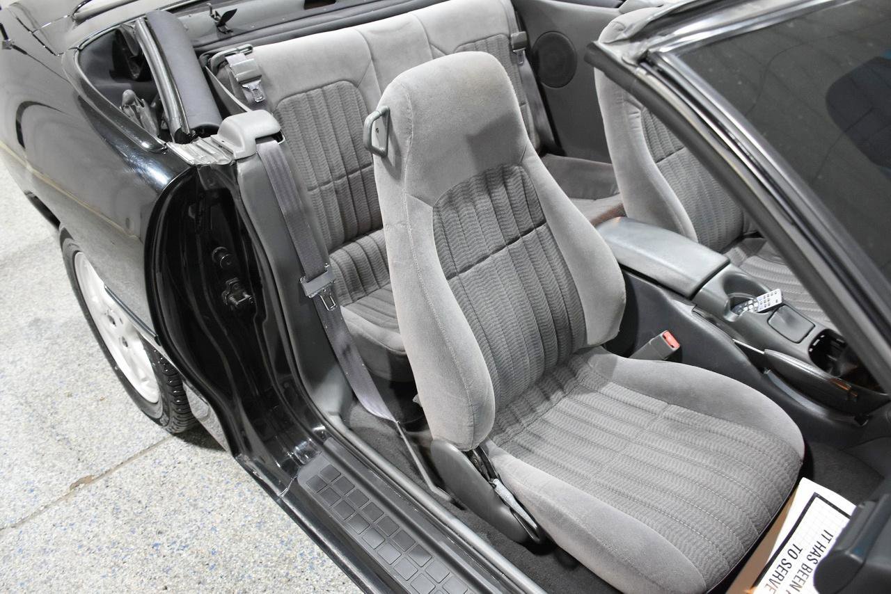 Used 1998 Chevrolet Camaro Z28 RWD image 14