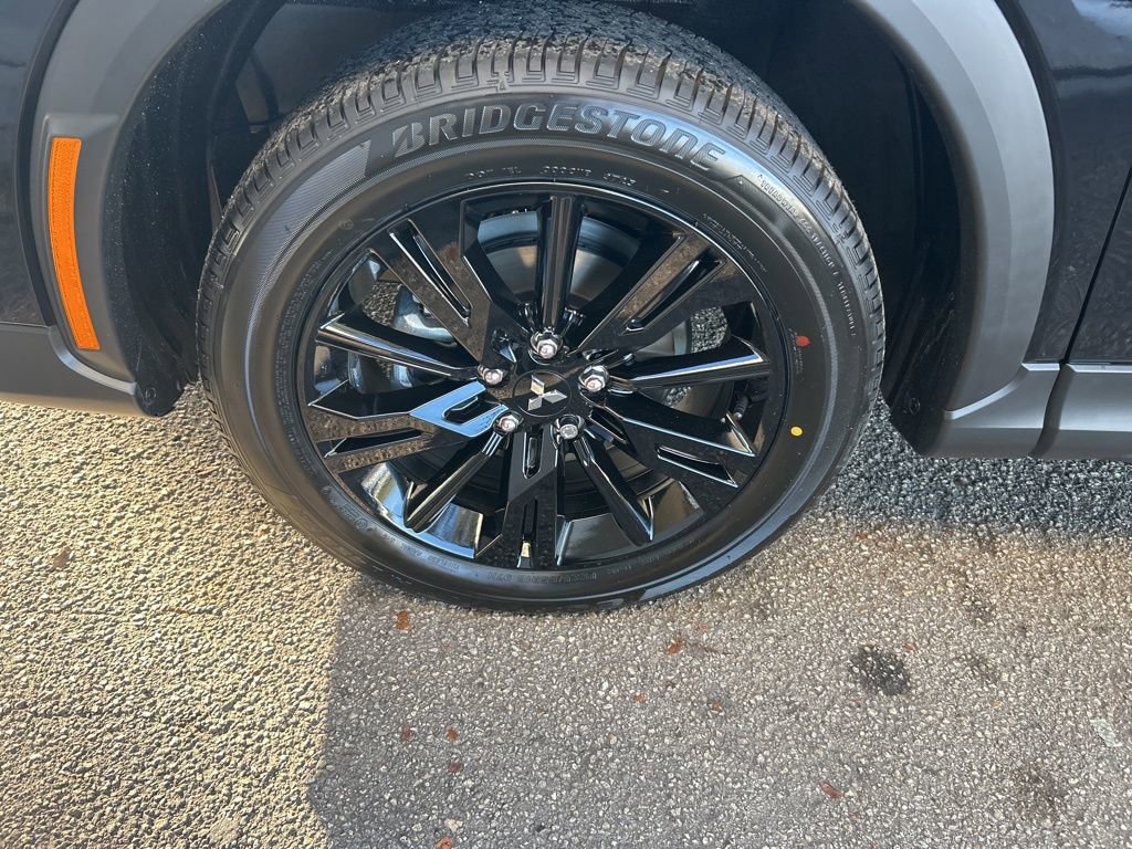 New 2026 Mitsubishi Eclipse Cross LE image 11