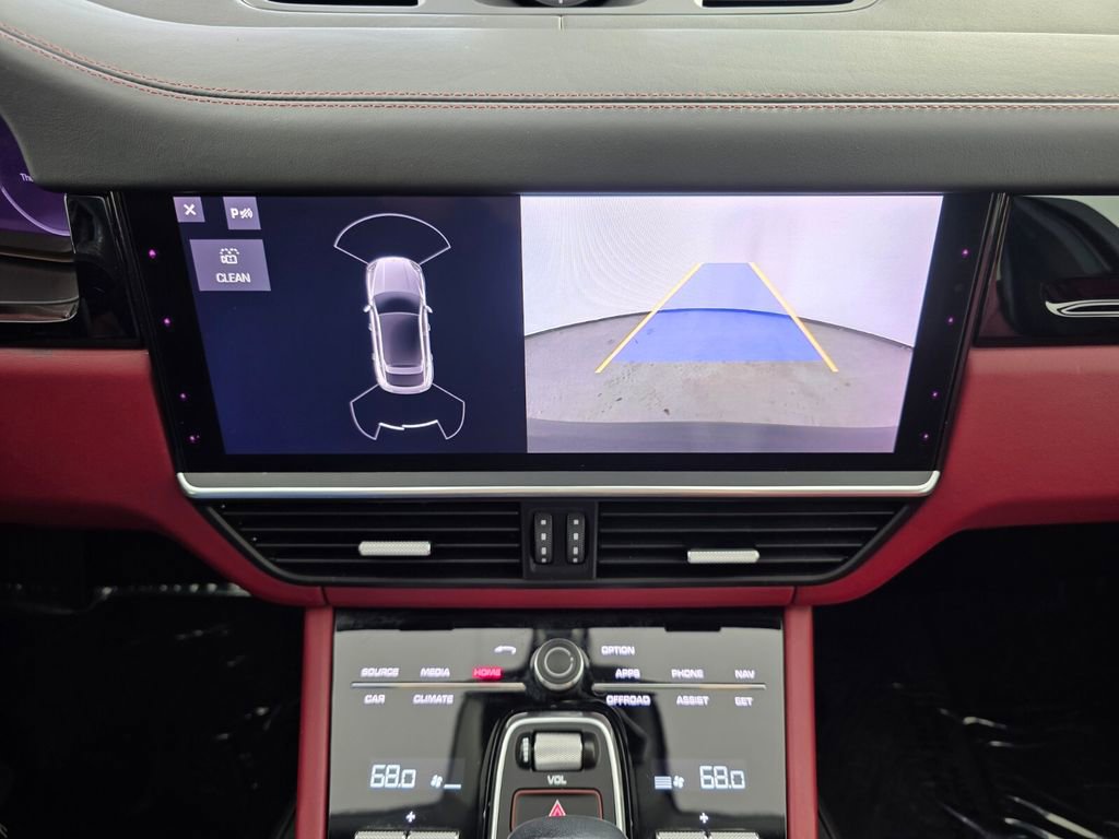 Used 2021 Porsche Cayenne Coupe AWD/4WD image 22