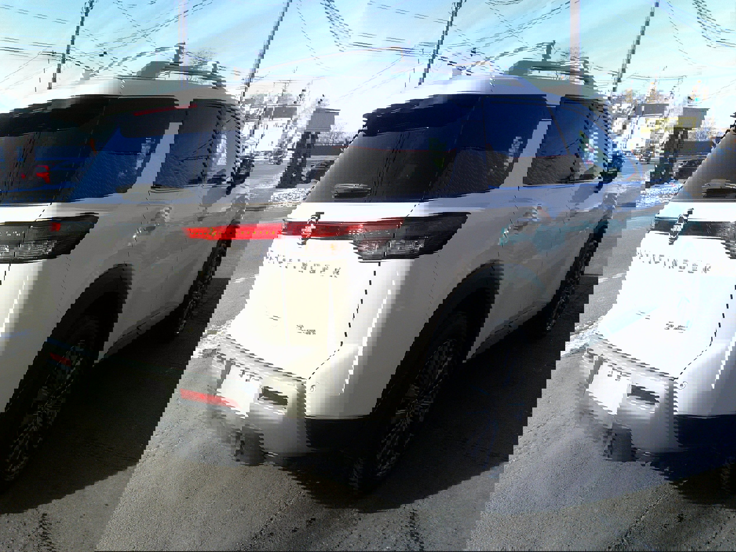 Used 2023 Nissan Pathfinder SL w/ SL Premium Package image 8