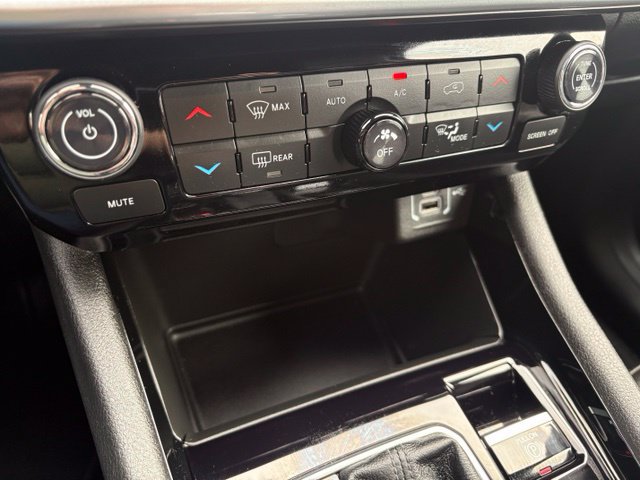 Used 2025 Jeep Compass Limited AWD/4WD image 31