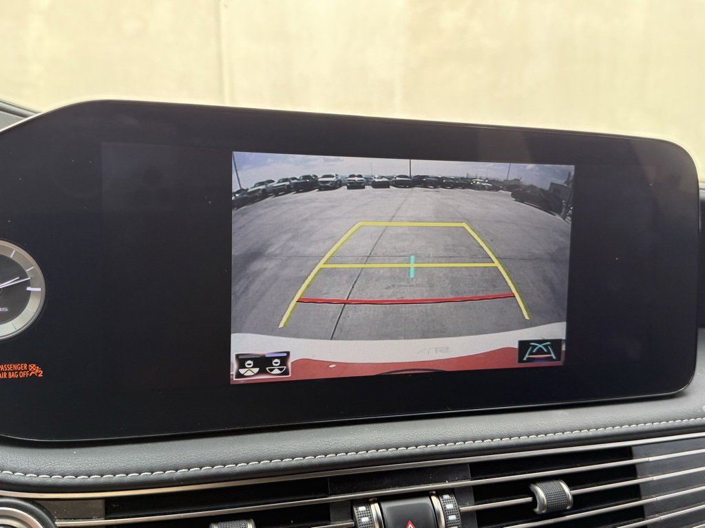 Used 2022 Lexus LS 500 image 10