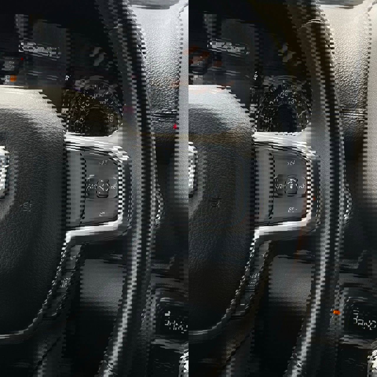 Used 2024 RAM 1500 Laramie image 14