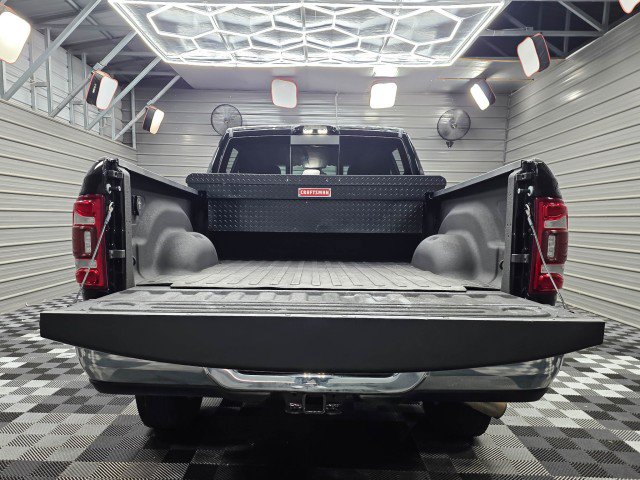 Used 2024 RAM 2500 Big Horn w/ Protection Group AWD/4WD image 11