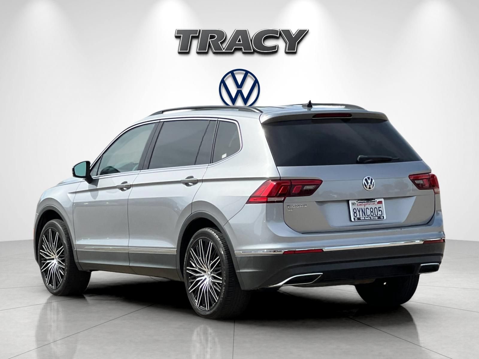 Used 2021 Volkswagen Tiguan SE FWD image 6