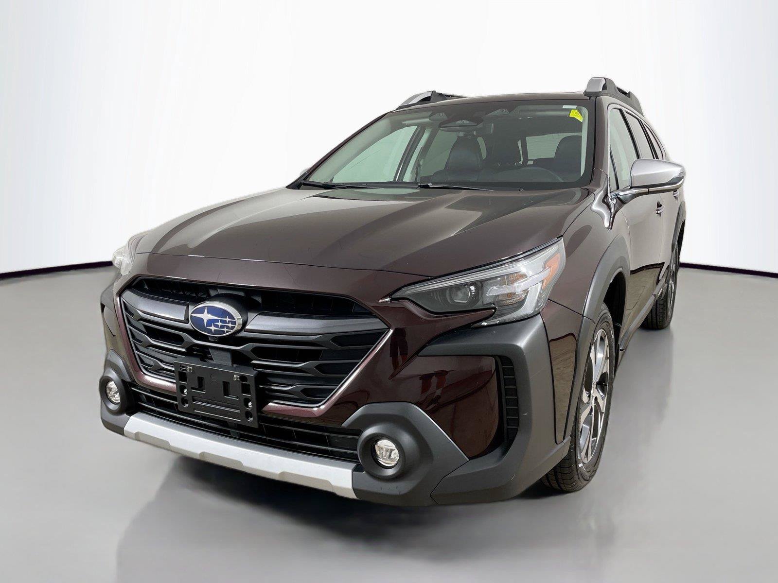 Used 2023 Subaru Outback Touring XT AWD/4WD image 4